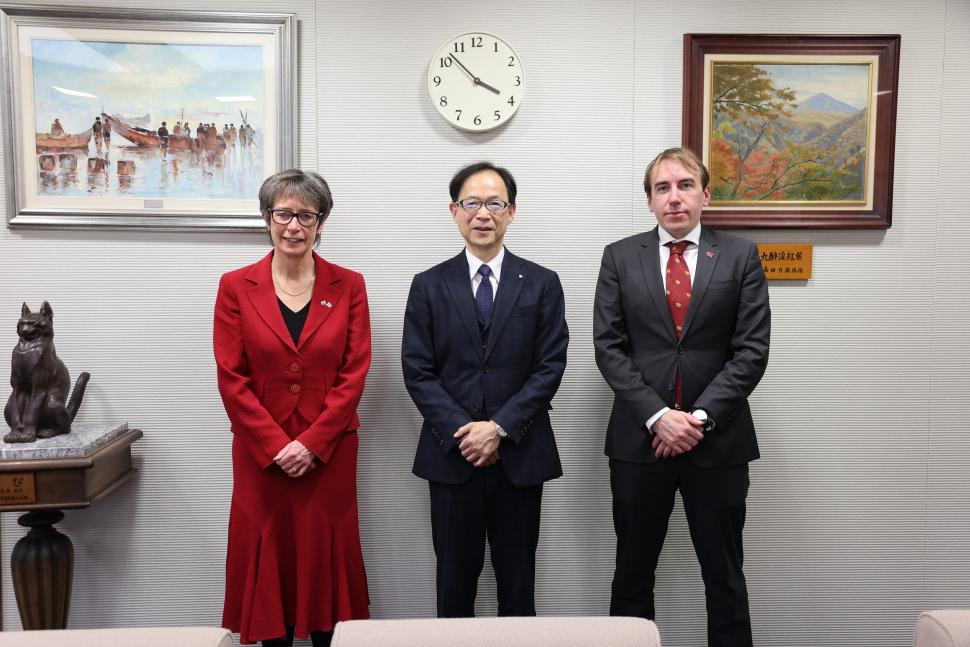 在大阪英国総領事、ウェールズ政府日本代表表敬訪問