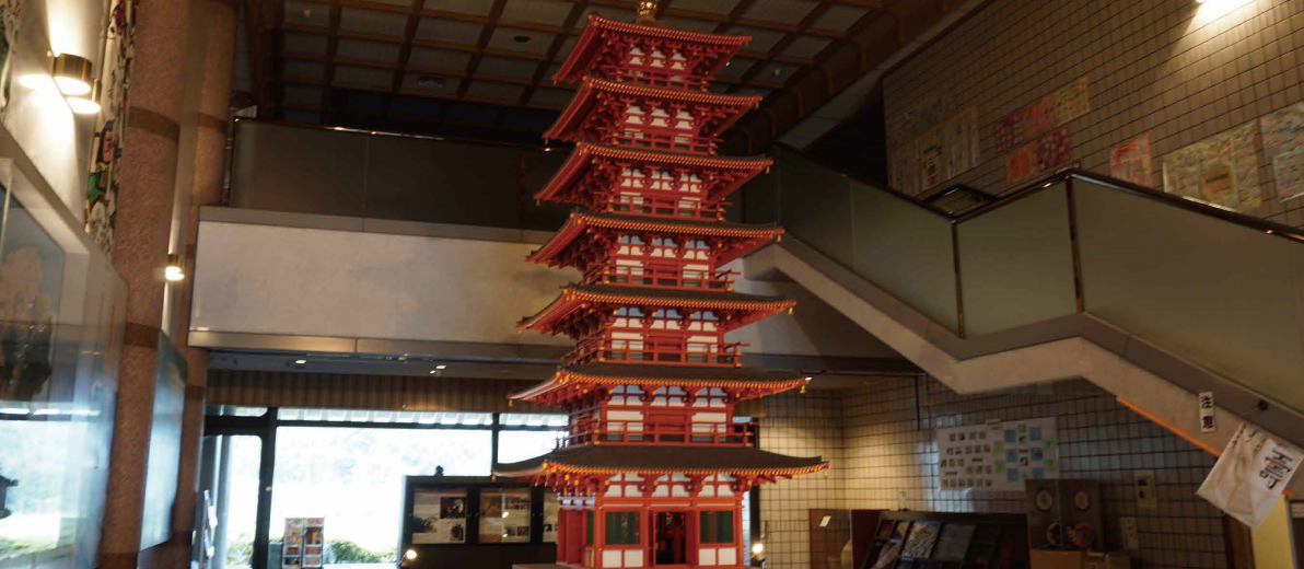 国分寺七重塔の復元（1階ホール）