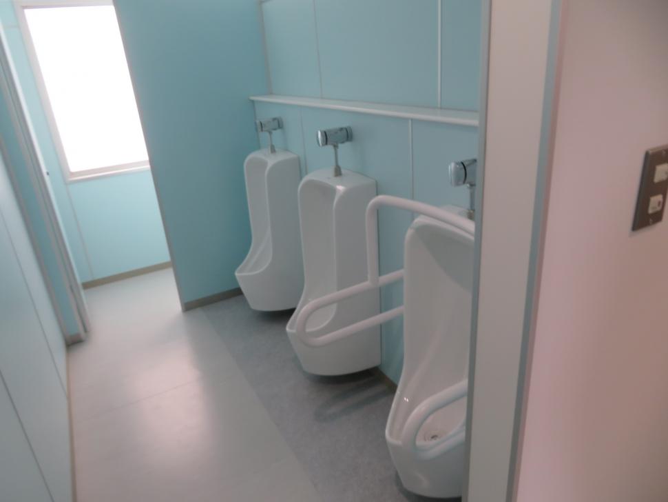 大分市立宗方小学校中校舎東側トイレ改修(その2)工事