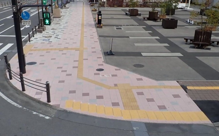 市道 中央通り線歩道修景整備（1工区）工事その4