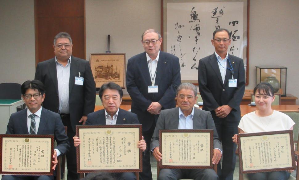 表敬訪問(株式会社河合組の皆さん)の様子