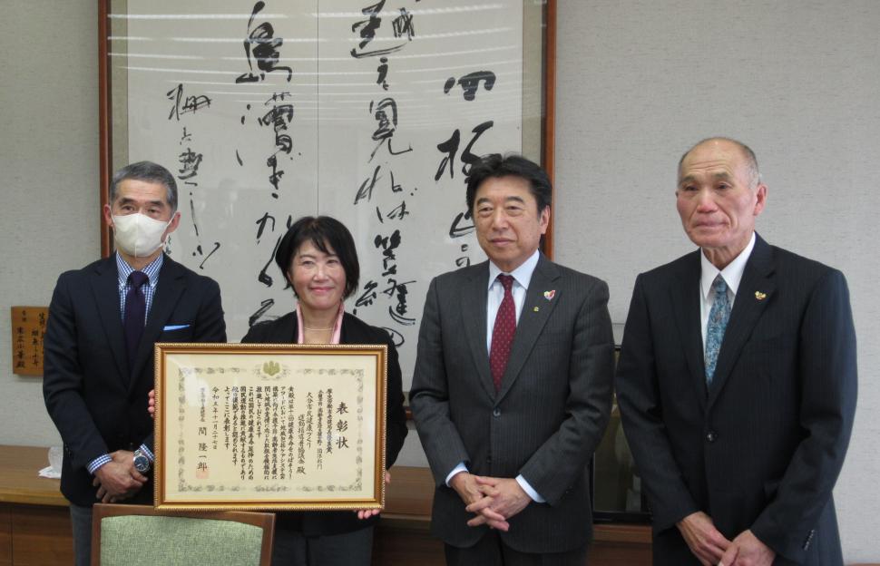 表敬訪問(大分市民健康づくり運動指導者協議会の皆さん)の様子