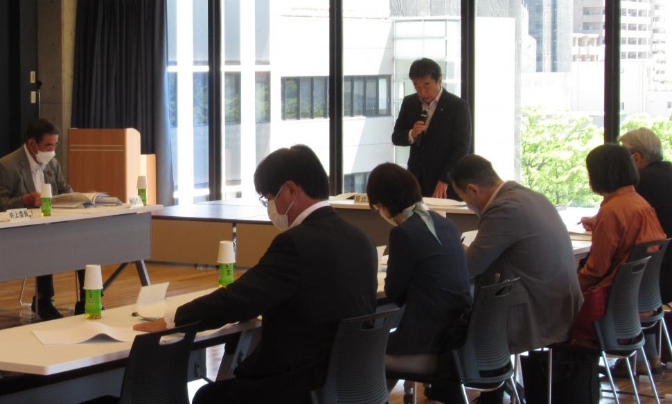 令和6年度第1回大分市空家等対策協議会の様子