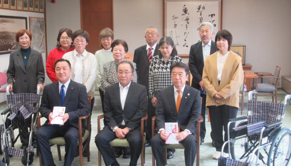 寄附受入式(KM東明クラブ)の様子