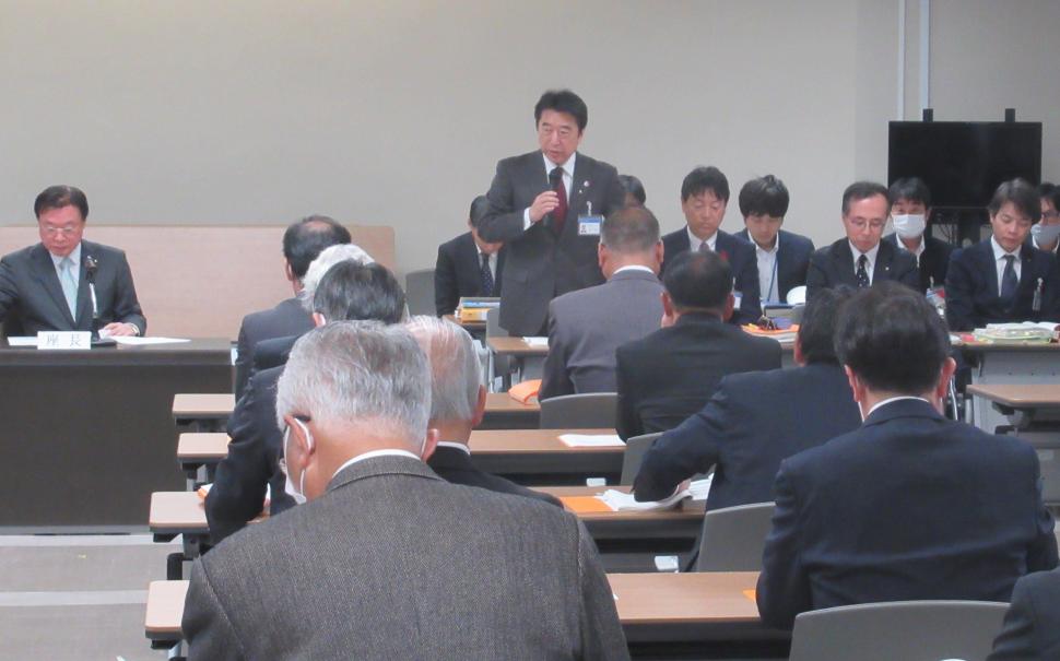 大分市議会全員協議会の様子