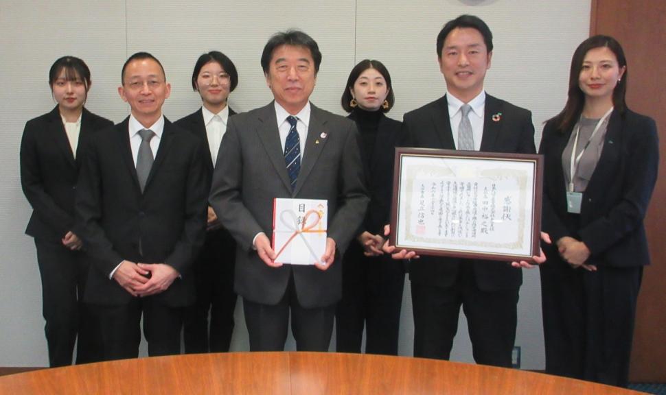 寄附受入式(日本たばこ産業株式会社大分支社)の様子