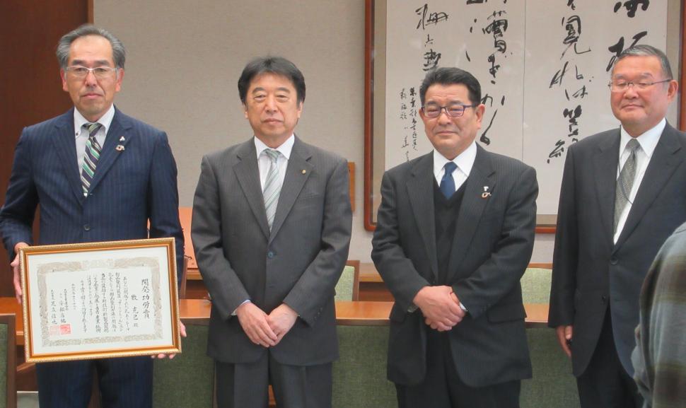 表敬訪問(大分市工業連合会・株式会社戸髙製作所の皆さん)の様子1