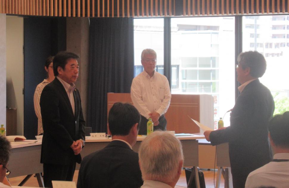 令和7年度第1回大分都市広域圏ビジョン会議委員委嘱状交付式の様子