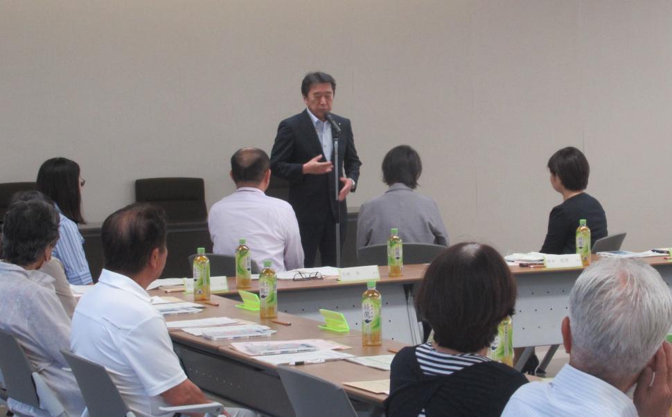 大分市国民健康保険運営協議会委員委嘱状交付式の様子