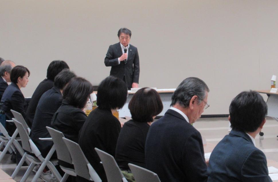 令和7年度第1回大分市青少年問題協議会の様子