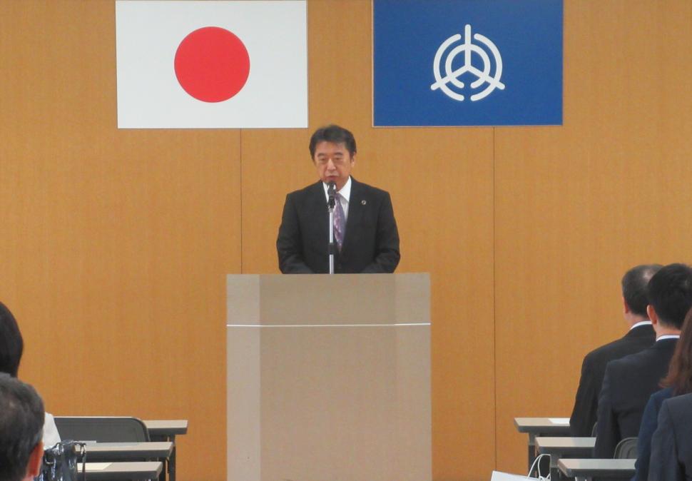 令和7年度県費負担教職員退職発令式並びに表彰状・感謝状贈呈式の様子