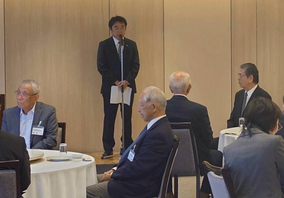大分市自治委員連絡協議会 地区会長会歓送迎会の様子