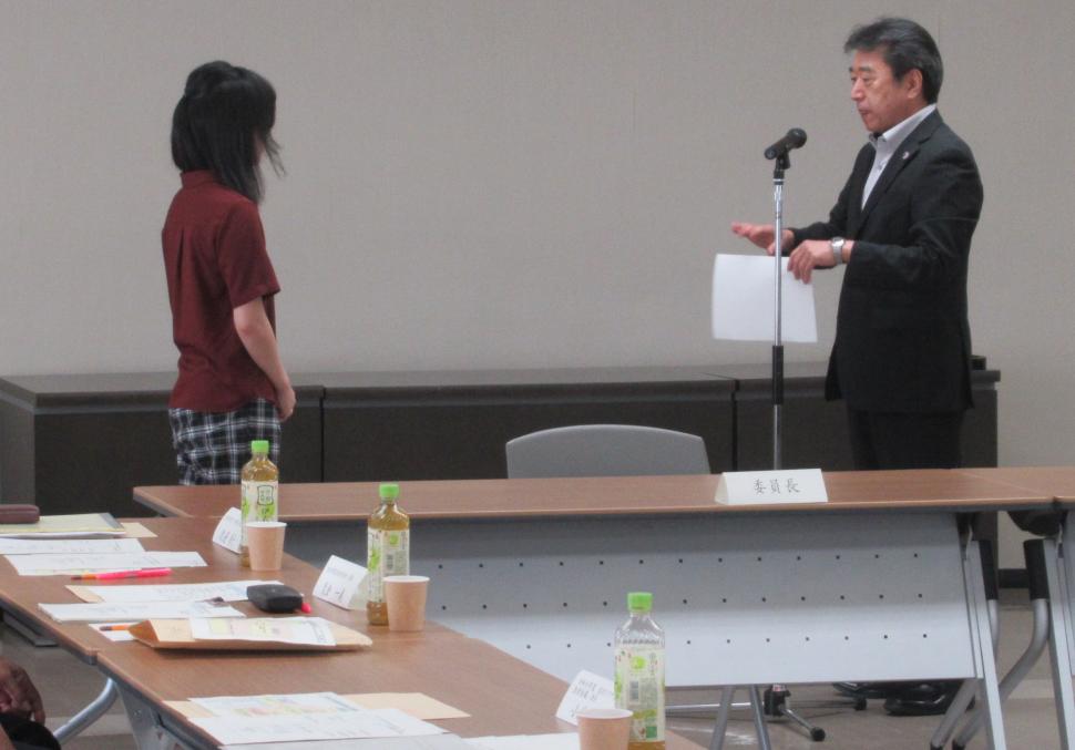 大分市まちづくり自治基本条例検討委員会委嘱状交付式の様子