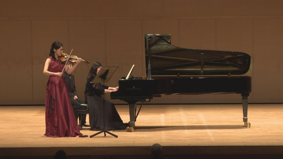 吉岡 伶奈（ヴァイオリン）演奏