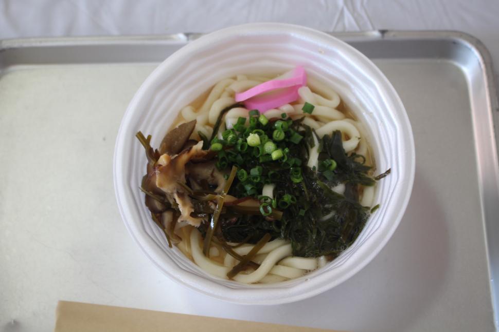 クロメうどん画像1