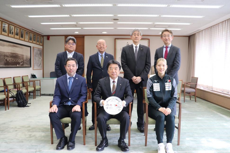 市長表敬訪問集合写真