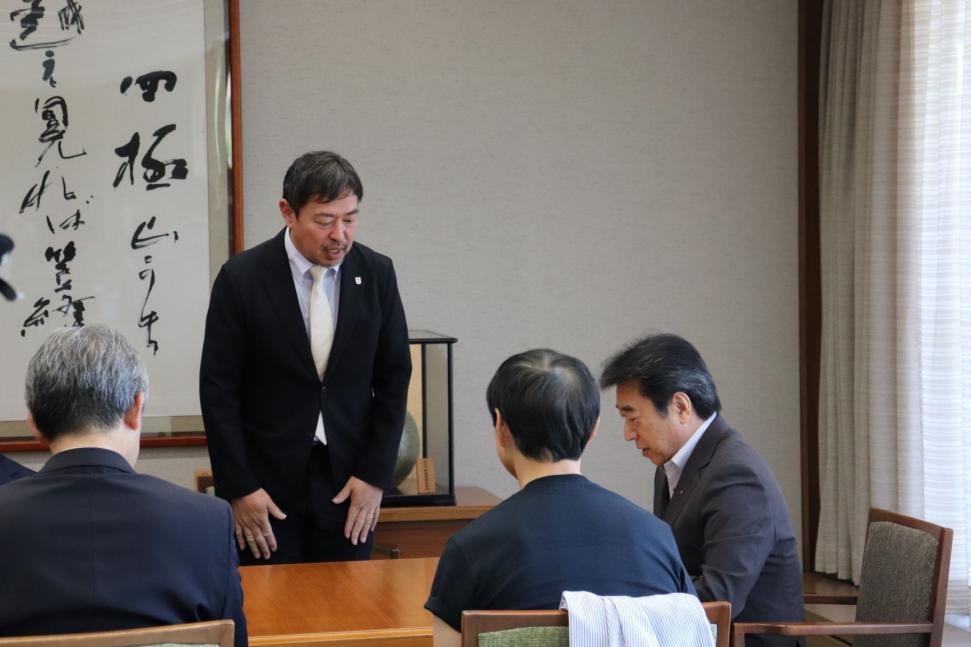 表敬訪問1