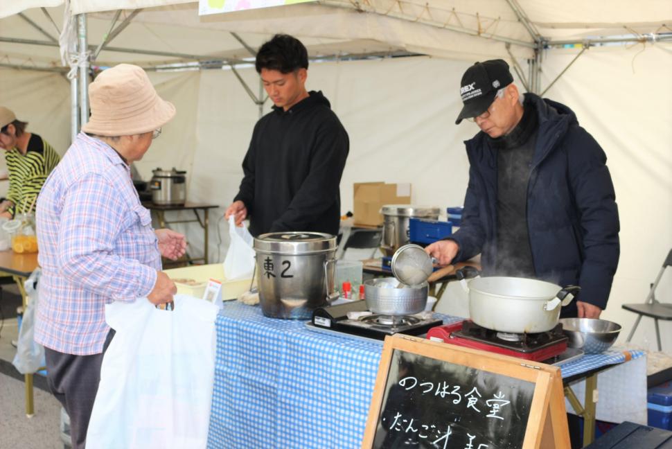 第8回「おおいたNPO博」の飲食ブースのようす2