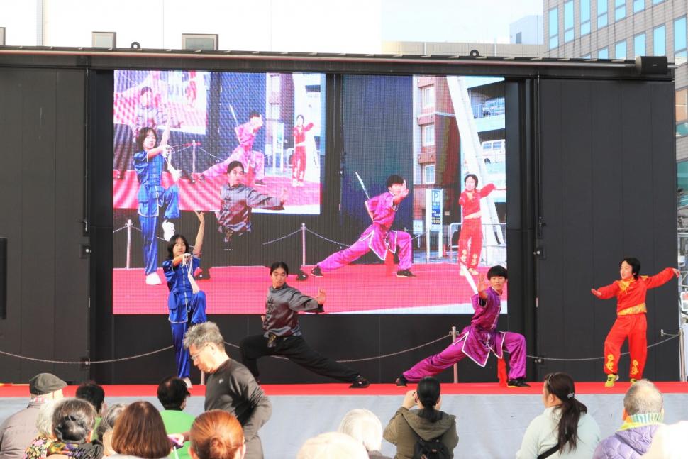 第8回「おおいたNPO博」のステージイベントのようす1