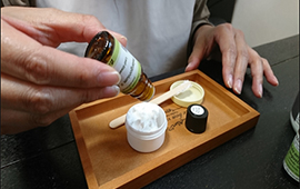 メディカルアロマテラピー体験講座のようす