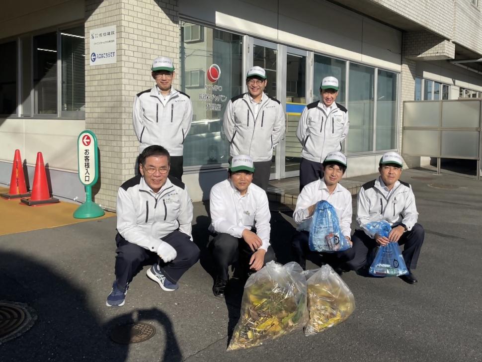 佐伯建設グッドジョ部の集合写真