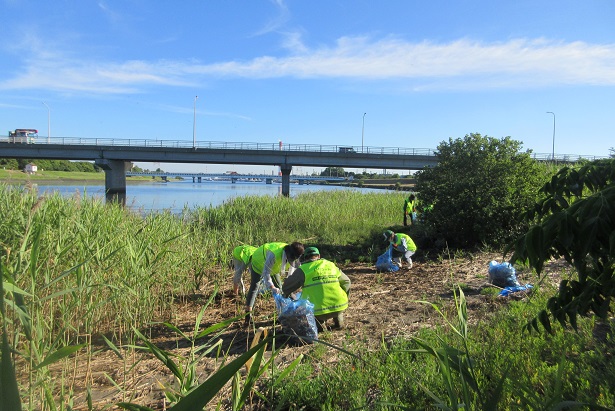ボランティア三佐の活動写真