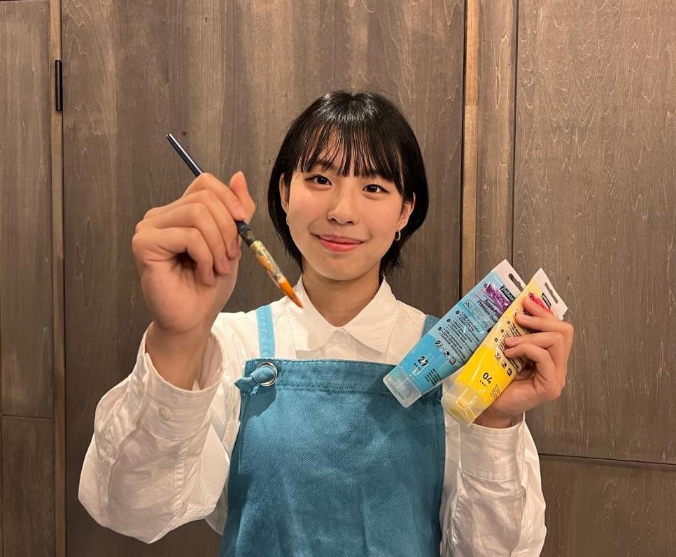 say.cheese 代表 西耒路 泉稀 氏