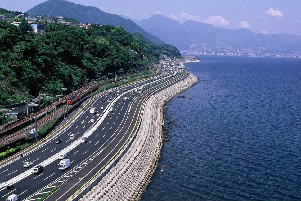 別大国道と別府湾の画像