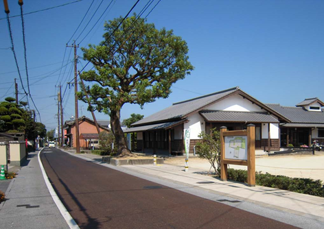 電柱・防犯灯・道路の美装化の画像