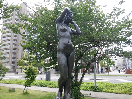  あこがれ像の画像