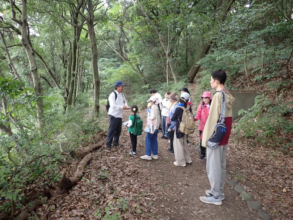 キノコの森の観察会様子