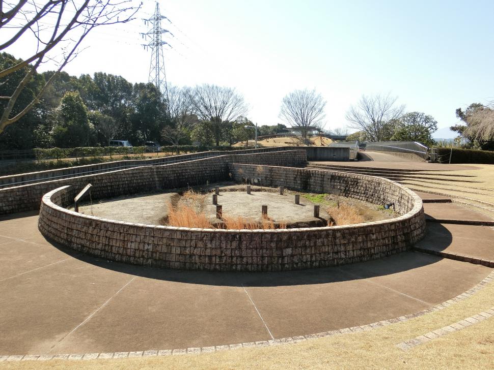 上野遺跡群・隅丸方形周溝遺構の写真