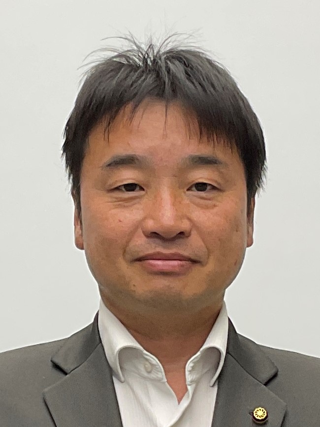 岩崎議員顔写真