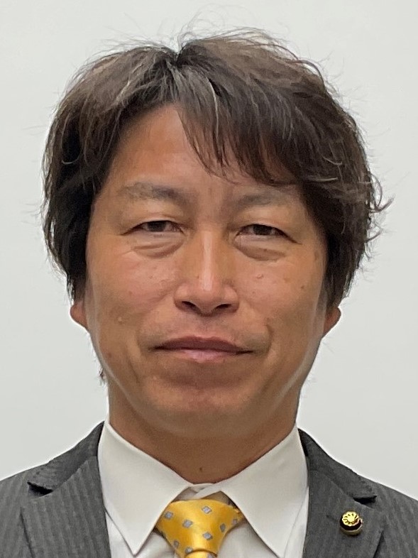 牧議員顔写真