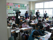 大在小学校視察の画像