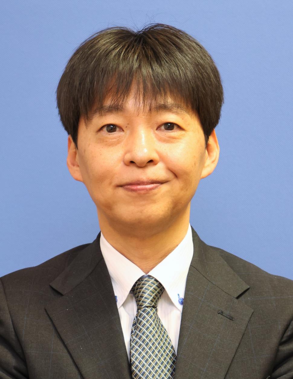 粟井明彦教育長