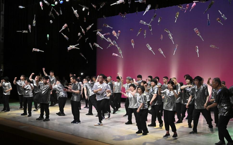 レッツダンスでガッツ元気の会写真