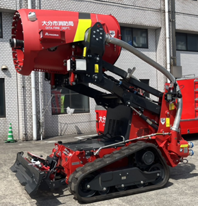 無人走行放水ロボットの写真