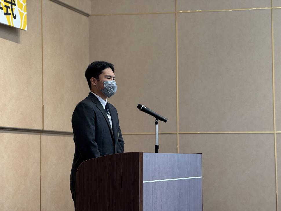 卒業生感想発表の様子