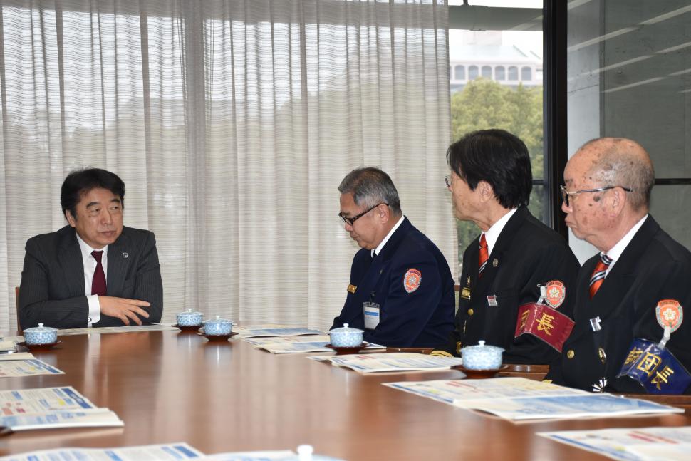 検討委員会から市長への報告