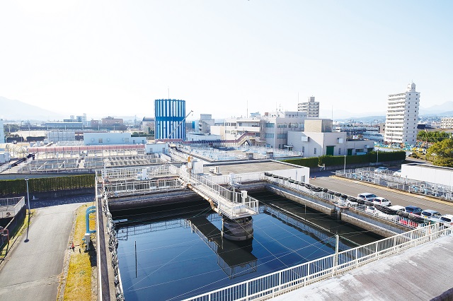 古国府浄水場の全景（平成28年撮影）