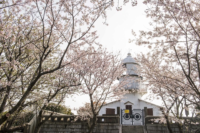 関埼灯台